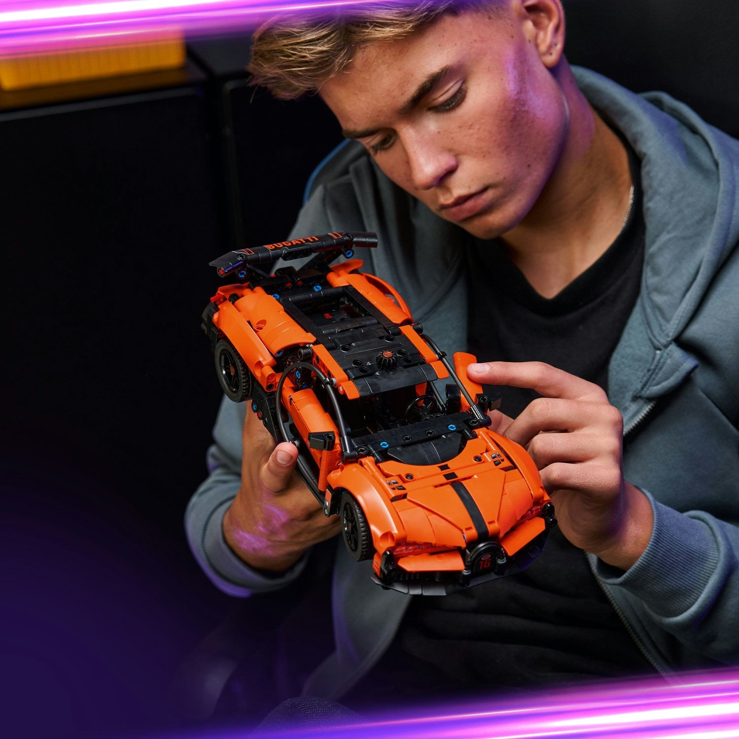 LEGO Technic - Bugatti Chiron Pur Sport Hypercar 42222