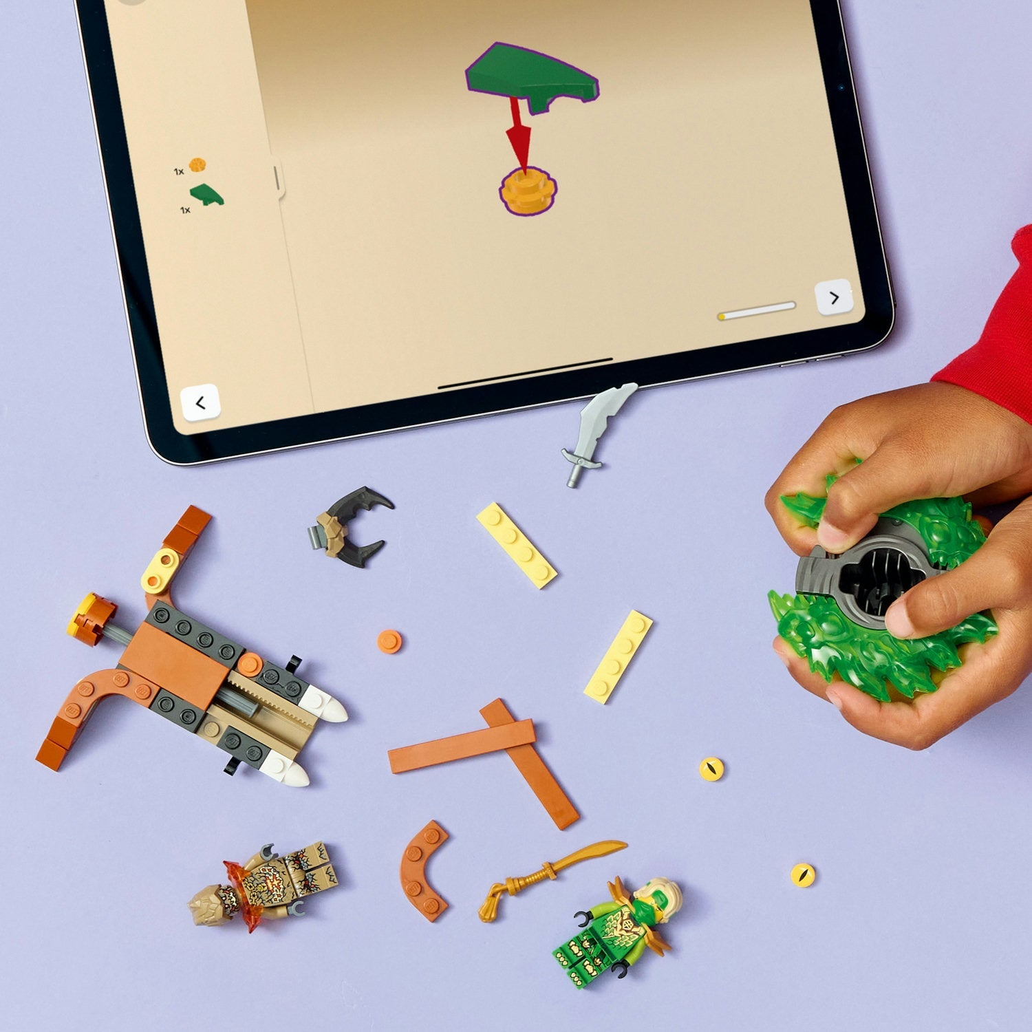 LEGO Ninjago - Lloyd contre le monstre terrestre Spinner 71850