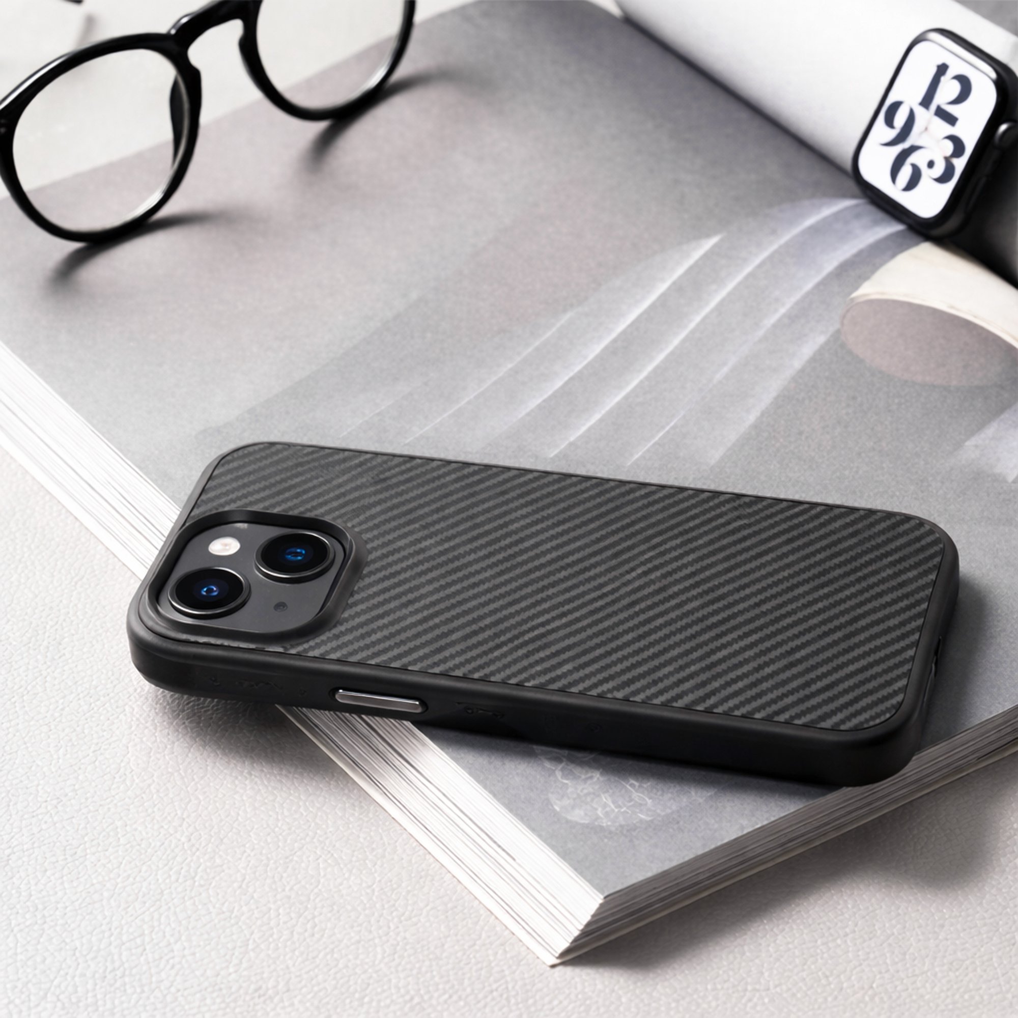 Étui en Kevlar pour iPhone 16e/15/14/13