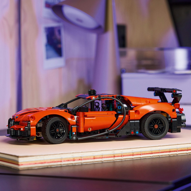 LEGO Technic - Bugatti Chiron Pur Sport Hypercar 42222