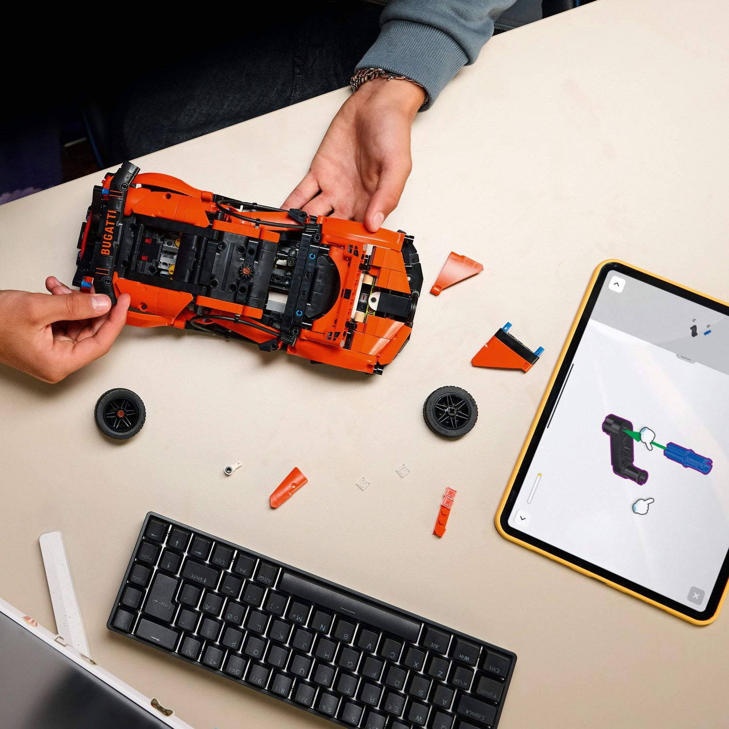 LEGO Technic - Bugatti Chiron Pur Sport Hypercar 42222