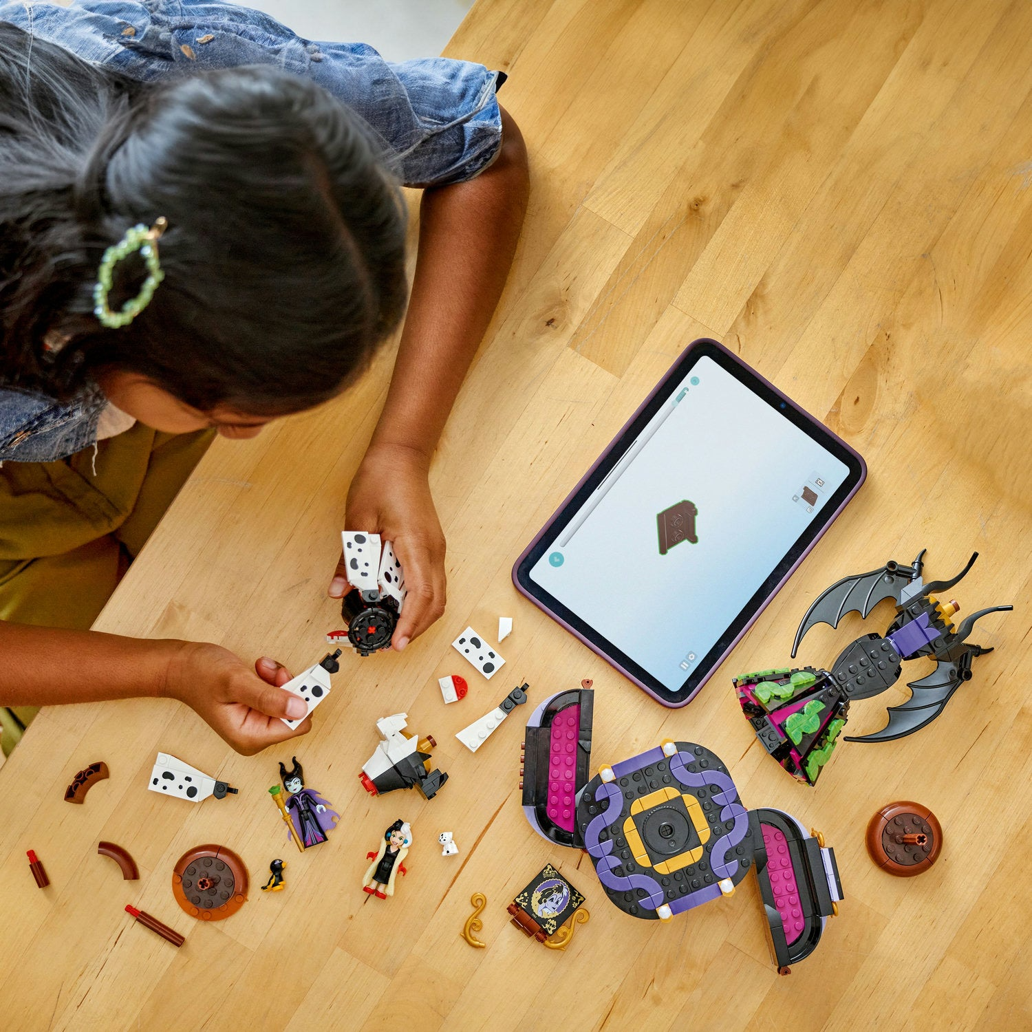 LEGO Disney - Maleficent's and Cruella De Vil's Dresses 43262