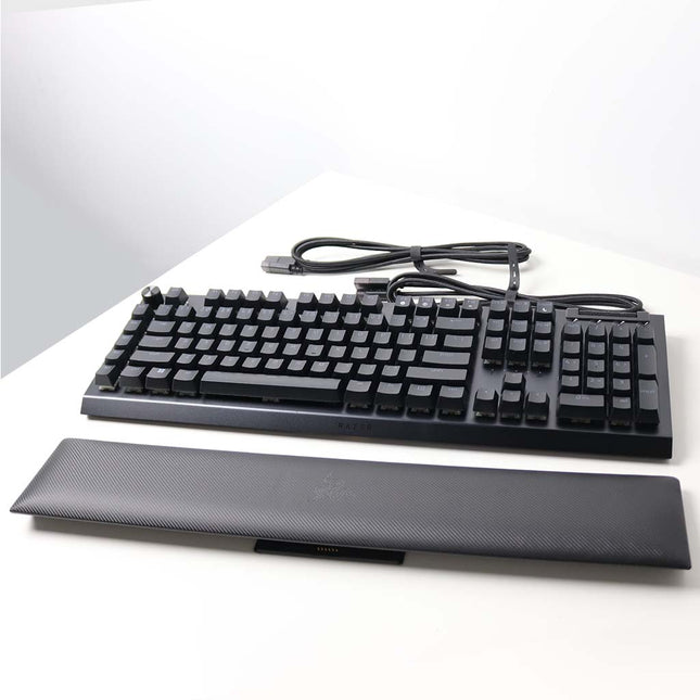 Razer BlackWidow V4 Pro (Green Switch) (Razer Renewed)