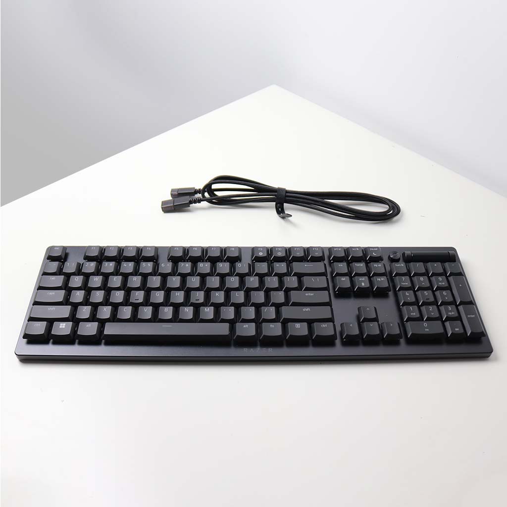 Razer DeathStalker V2 Pro (Linear Red) (Razer Renewed)