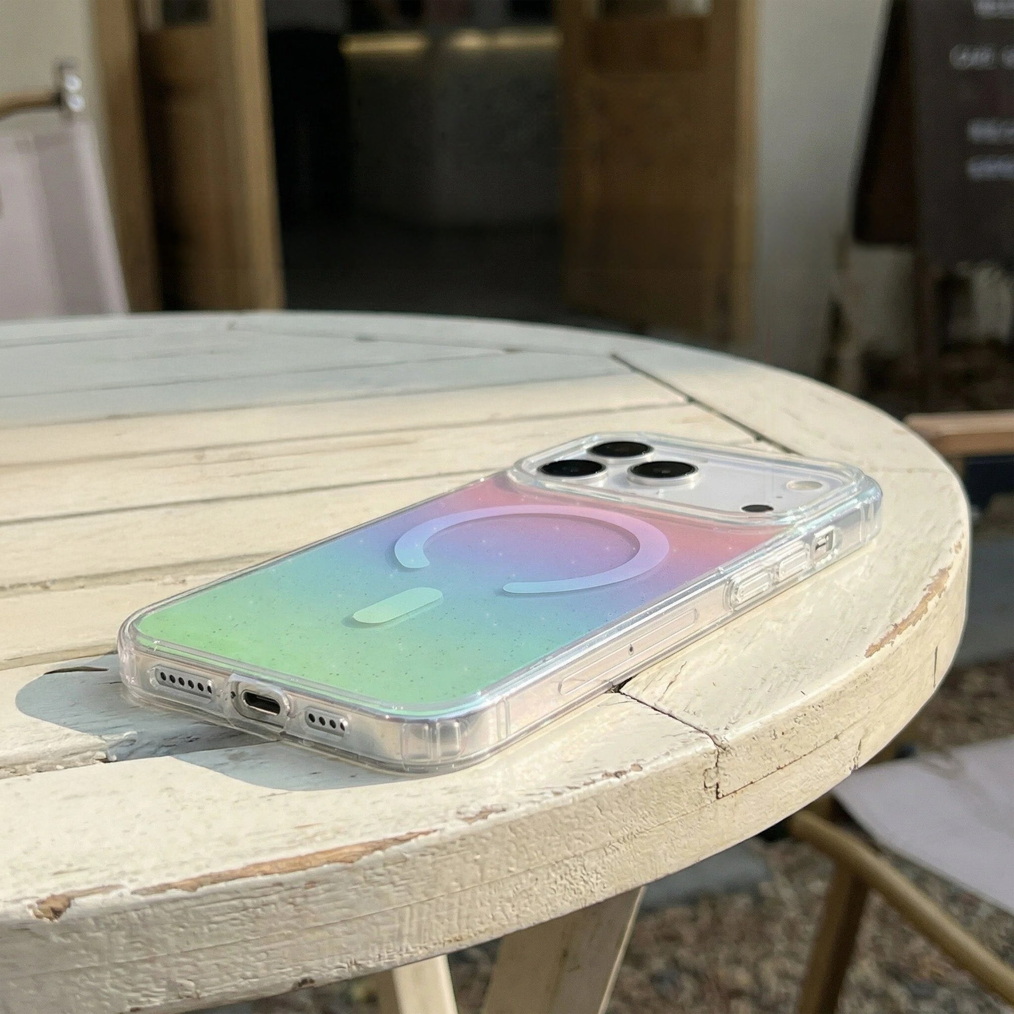 Caseco Protective Clear Iridescent Phone Case iPhone - iPhone 17 Pro