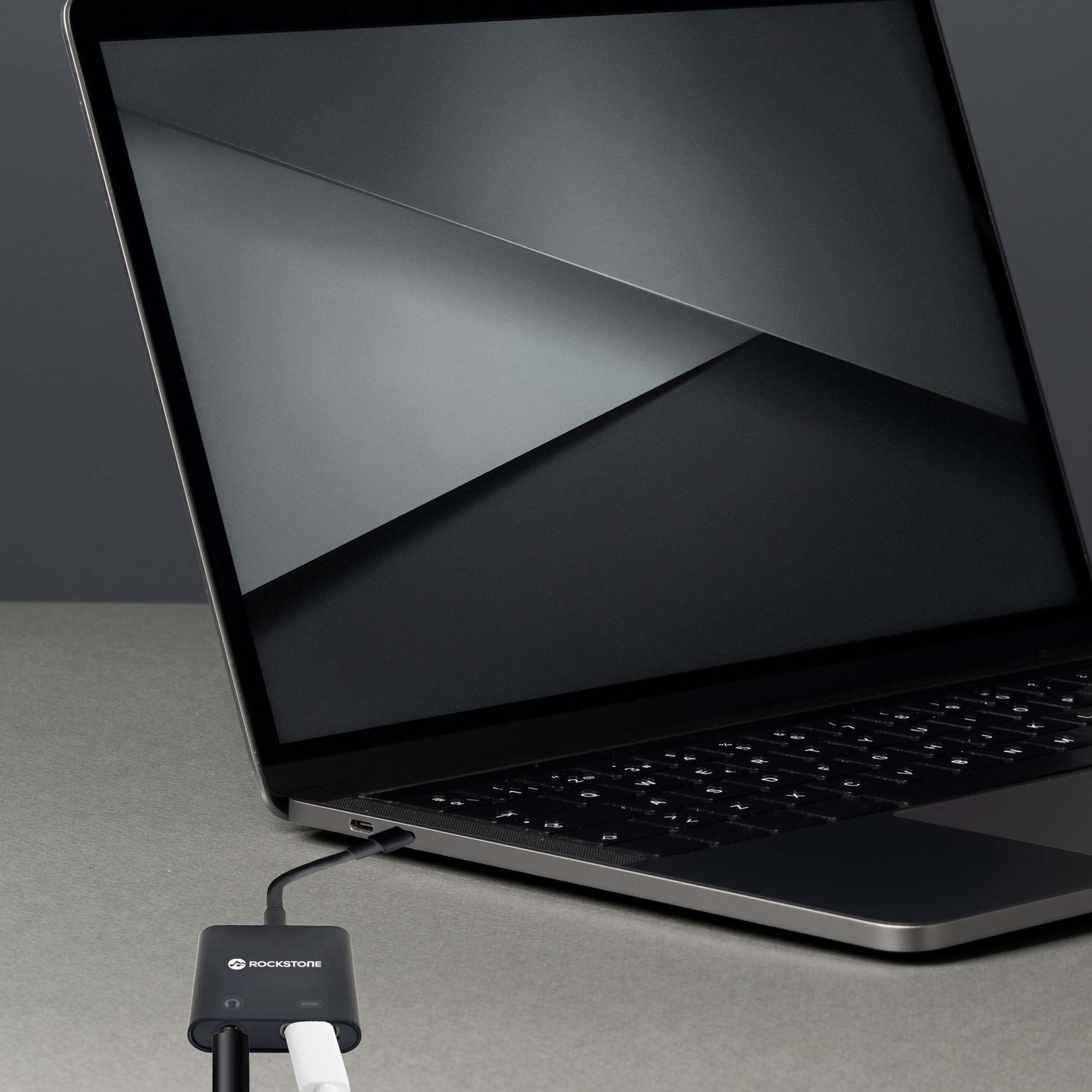 USB Type C to 3.5 mm Earphone & Charger Adapter