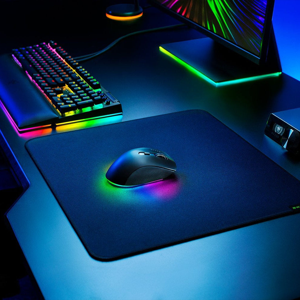 Razer Pro Click V2 Ergonomic Wireless Mouse (Razer Renewed)