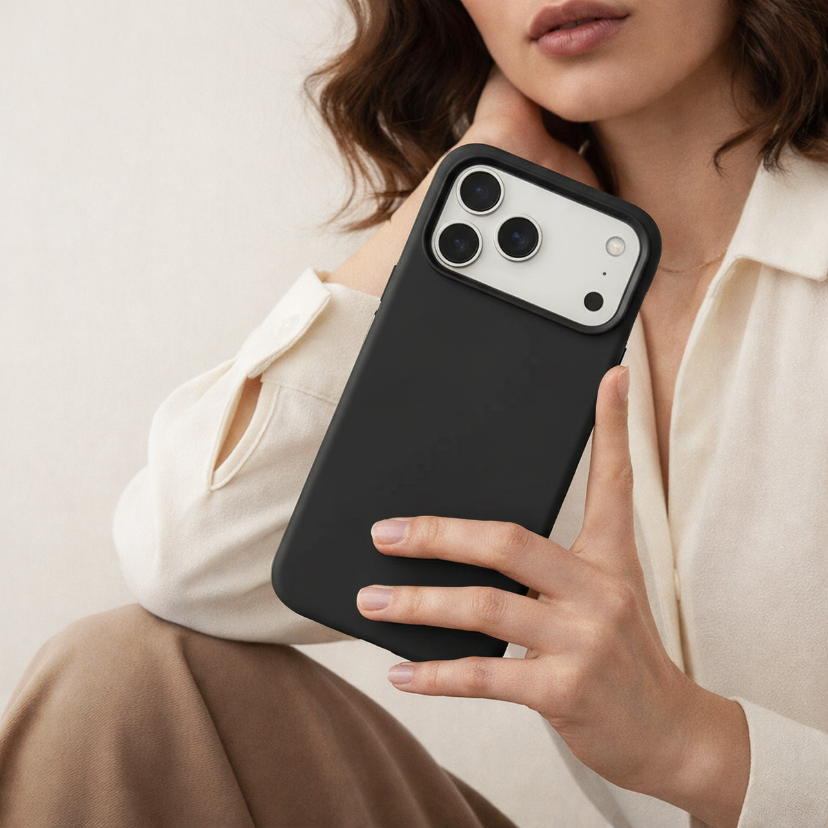 Liquid Silicone MagSafe - iPhone 17 Pro