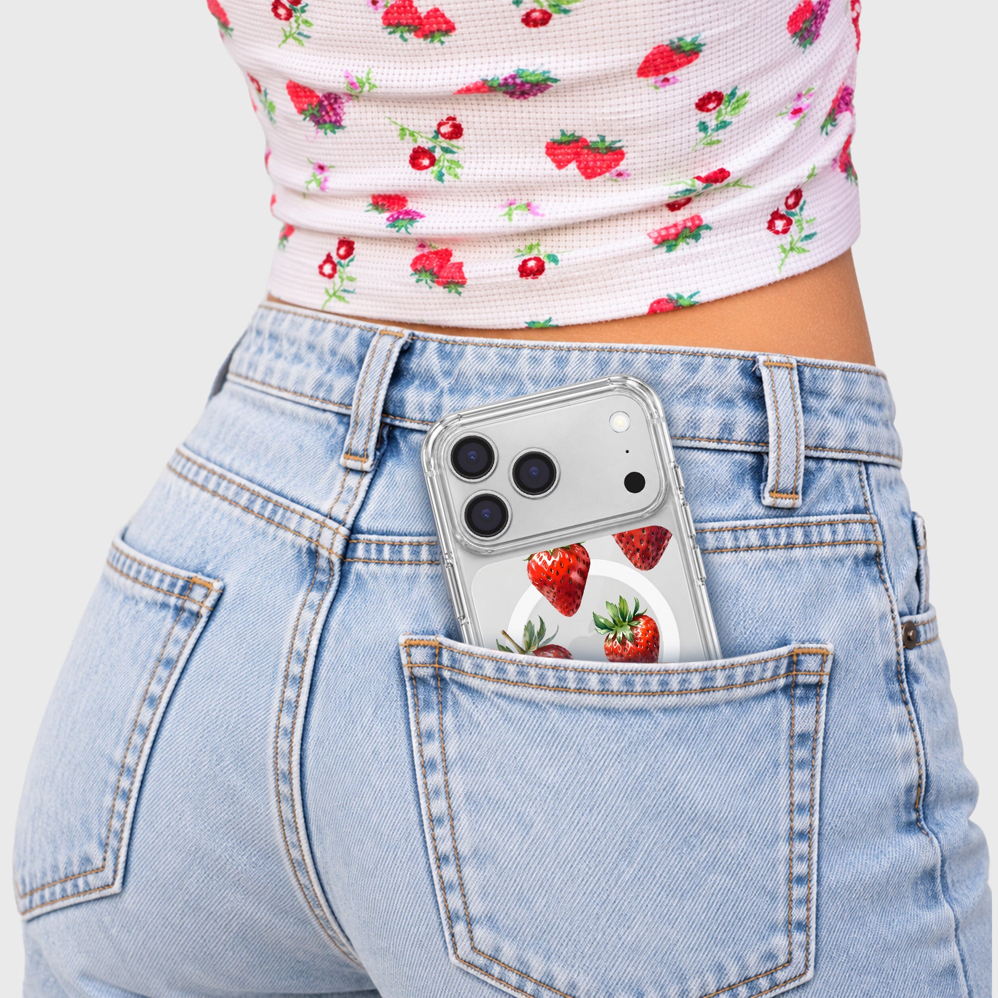 Strawberries iPhone 17 / 18 Pro Case
