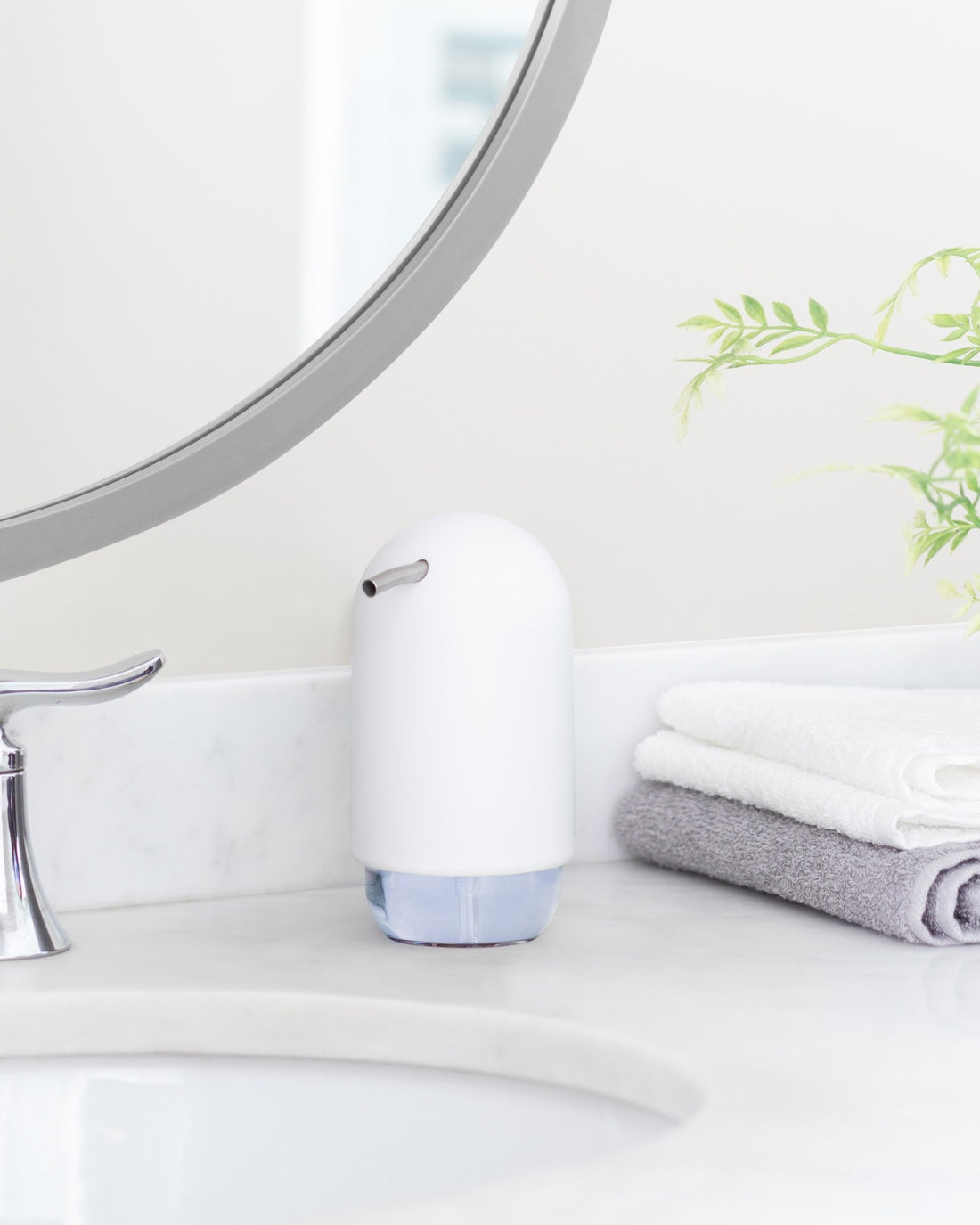 UMBRA Touch Soap Pump - White