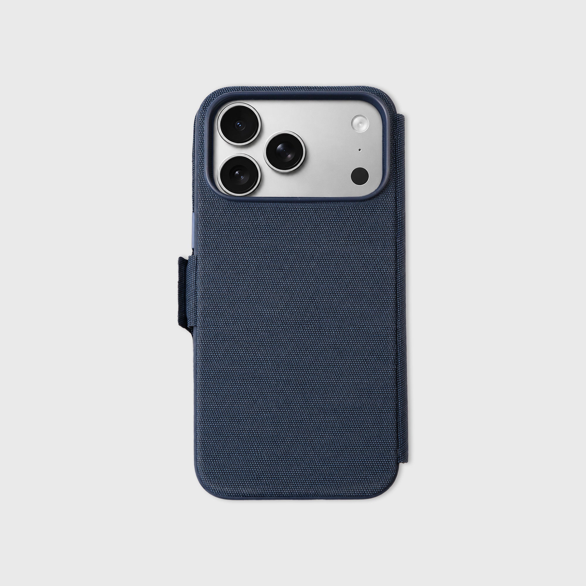 Woven Wallet Case - iPhone 18/17 Pro