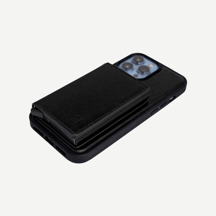 iPhone 14 MagSafe Wallet + MagSafe Case